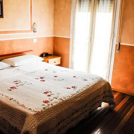Hotel Du Moniga del Garda